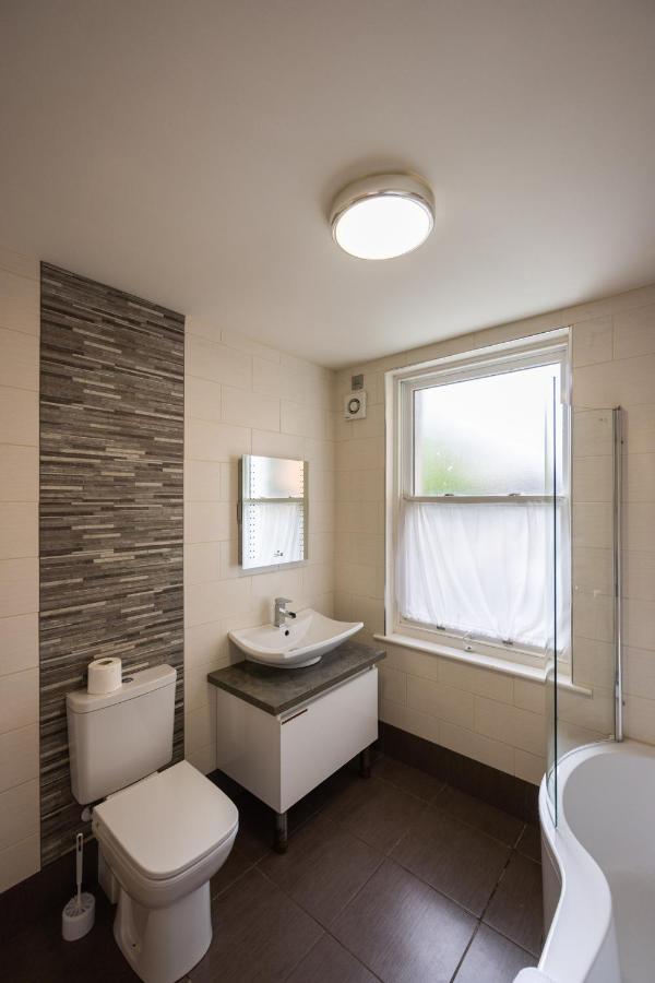 The White Hart Hotel Uttoxeter Ngoại thất bức ảnh