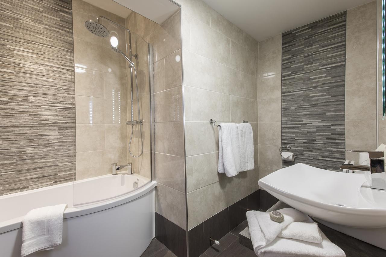 The White Hart Hotel Uttoxeter Ngoại thất bức ảnh